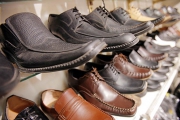 وعده جدید دولت ؛ حل تمام مشکلات صنعت کفش تا ۲ ماه دیگر