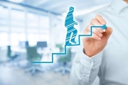 اگر می‌خواهید پیشرفت کنید، از اشتباهات رایج زبان بدن دوری کنید